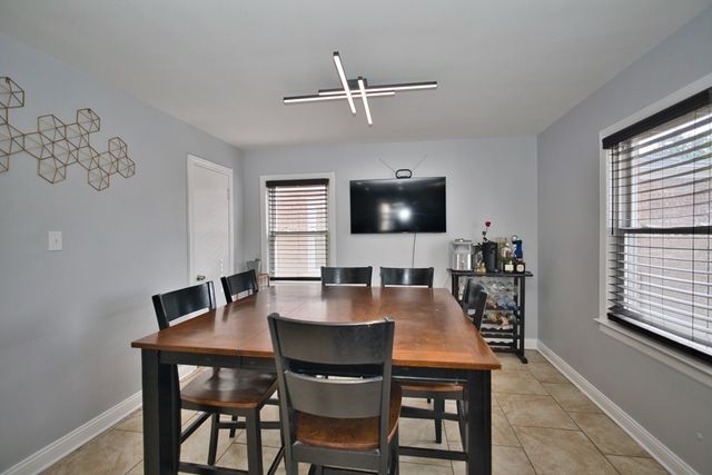 3509 W 73rd Place, Chicago, IL 60629
