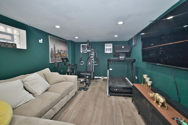 3509 W 73rd Place, Chicago, IL 60629