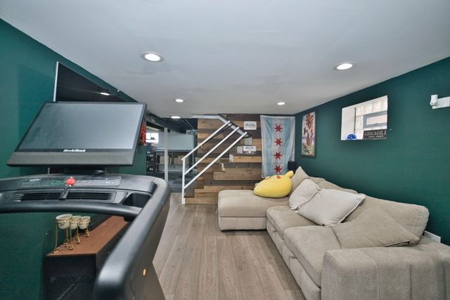 3509 W 73rd Place, Chicago, IL 60629