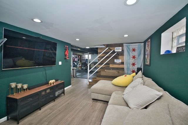 3509 W 73rd Place, Chicago, IL 60629