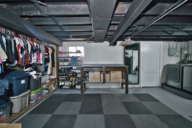 3509 W 73rd Place, Chicago, IL 60629