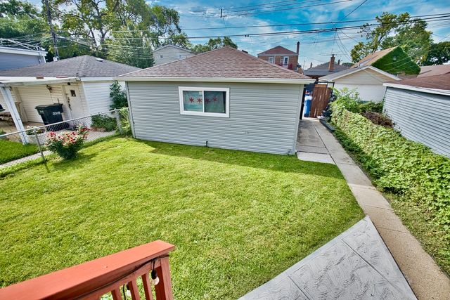 3509 W 73rd Place, Chicago, IL 60629
