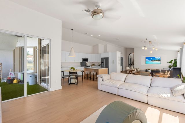 6617 Waverly Lane, Lake Worth, FL 33467