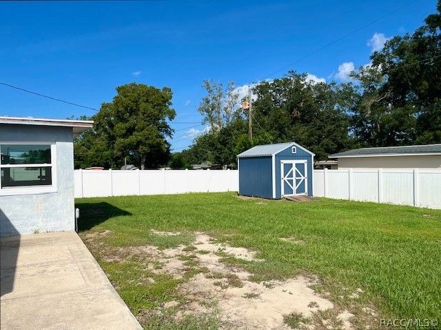 31 S Lincoln Avenue, Beverly Hills, FL 34465