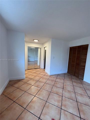 2104 N 14th Ct, Hollywood, FL 33020