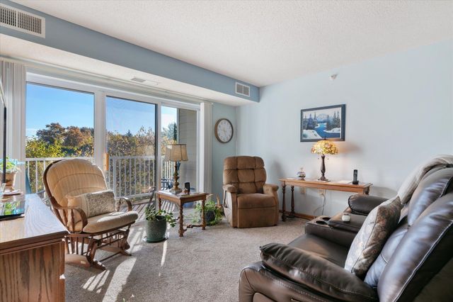 5650 Boone Avenue N 408, New Hope, MN 55428