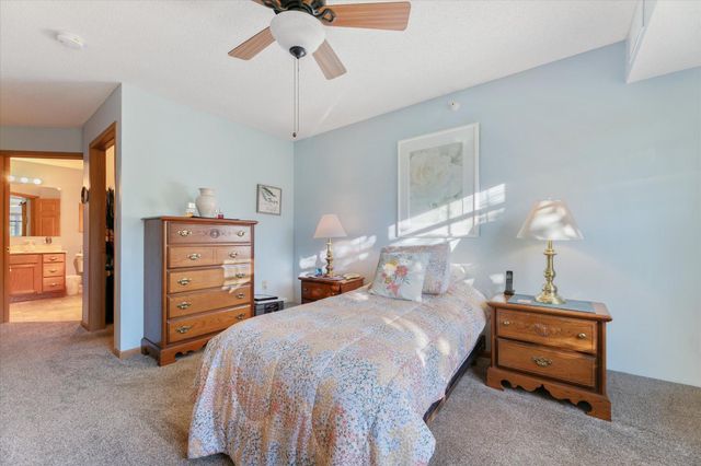 5650 Boone Avenue N 408, New Hope, MN 55428