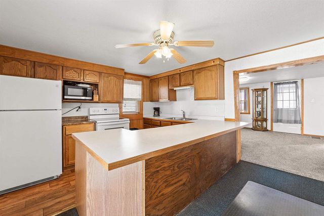 216 E Division Street, Watertown, WI 53098