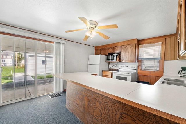 216 E Division Street, Watertown, WI 53098