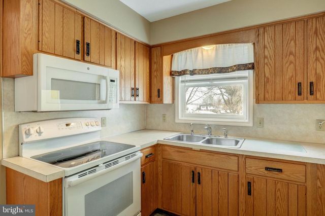 168 CAROL DR, Washington Boro, PA 17582