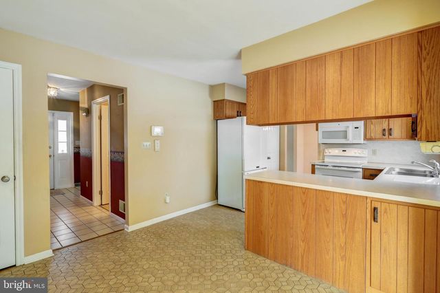 168 CAROL DR, Washington Boro, PA 17582