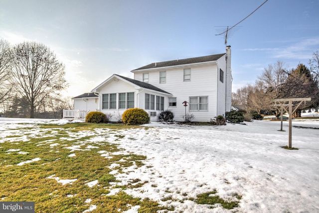 168 CAROL DR, Washington Boro, PA 17582