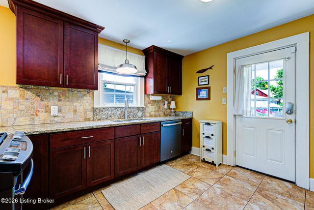 1225 Wolfe Ave, Louisville, KY 40213