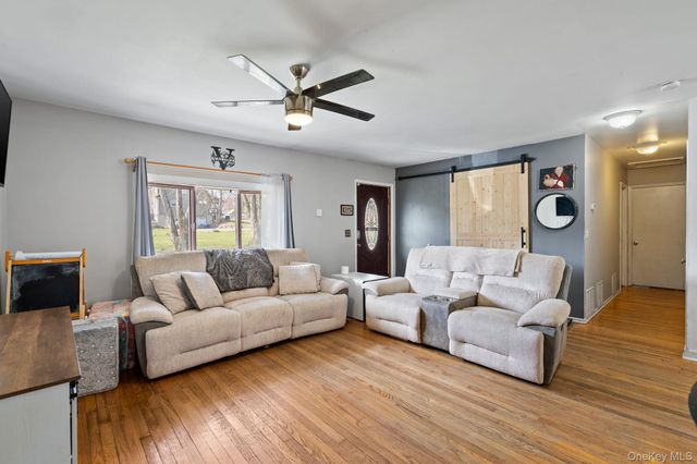 2 Northern Avenue, Walden, NY 12586