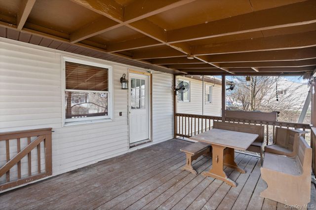 2 Northern Avenue, Walden, NY 12586
