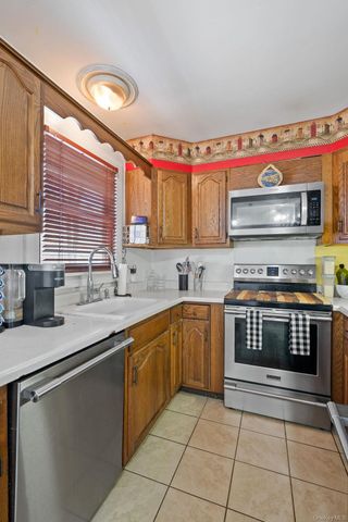 2 Northern Avenue, Walden, NY 12586