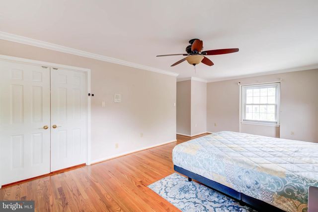 2329 S ROLFE ST, Arlington, VA 22202