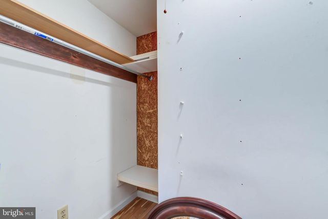 2329 S ROLFE ST, Arlington, VA 22202