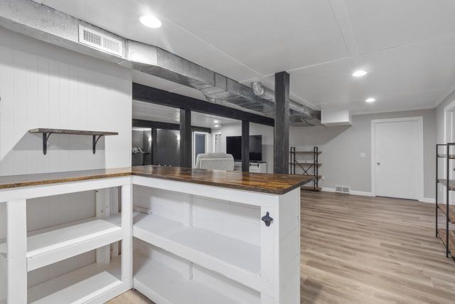 1200 Red Cedar COURT, Onalaska, WI 54650