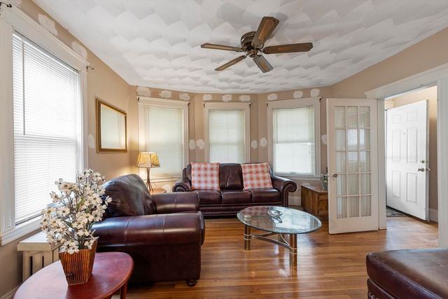 191 Eastern Ave, Lynn, MA 01902