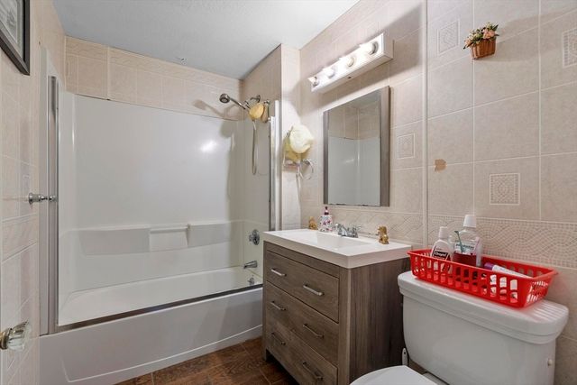 191 Eastern Ave, Lynn, MA 01902