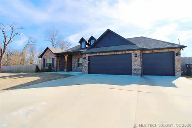 33026 E 146th Street S, Coweta, OK 74429
