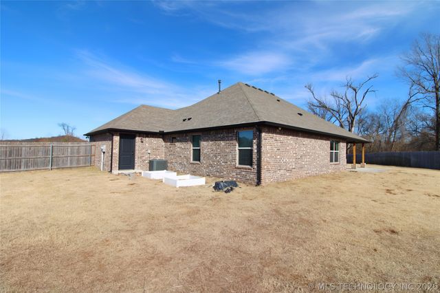 33026 E 146th Street S, Coweta, OK 74429