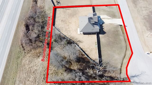 33026 E 146th Street S, Coweta, OK 74429