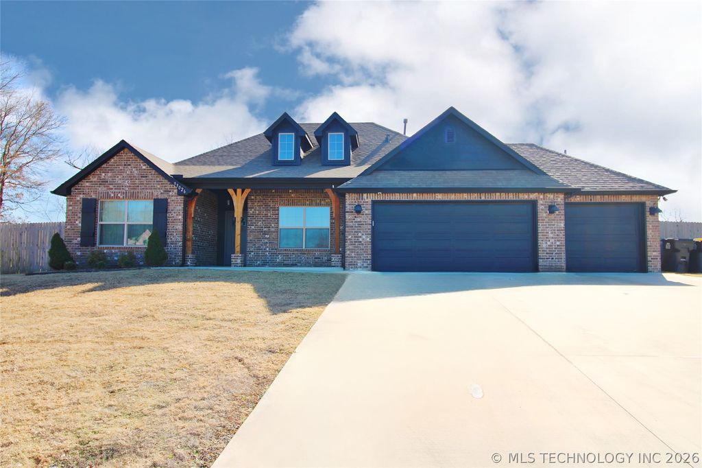 33026 E 146th Street S, Coweta, OK 74429