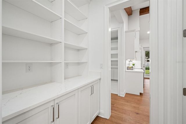 4202 W WOODMERE ROAD, Tampa, FL 33609