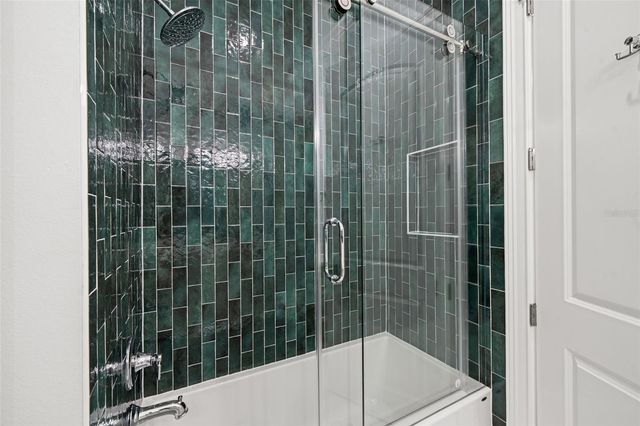 4202 W WOODMERE ROAD, Tampa, FL 33609