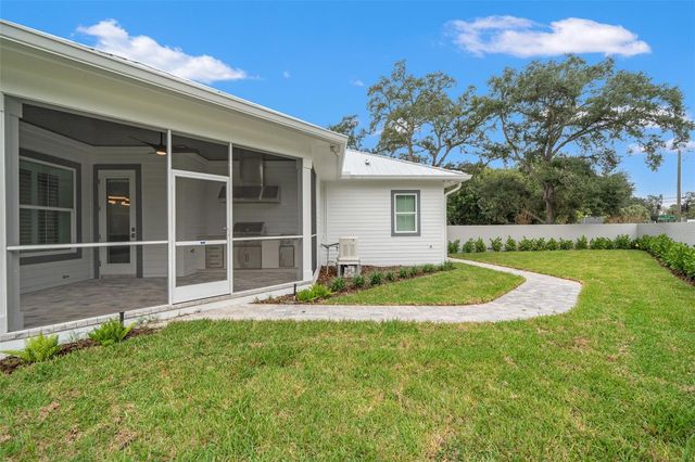 4202 W WOODMERE ROAD, Tampa, FL 33609