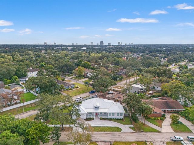 4202 W WOODMERE ROAD, Tampa, FL 33609