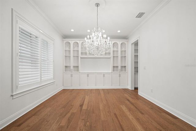 4202 W WOODMERE ROAD, Tampa, FL 33609