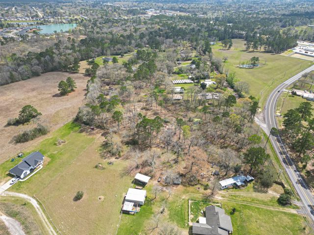 1004 Kelley Road, Conroe, TX 77303