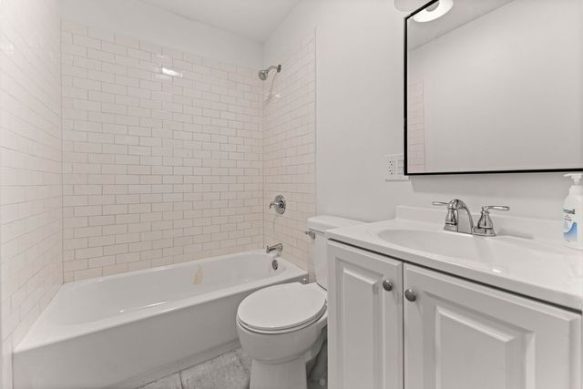 15422 Cherry Lane, Markham, IL 60428