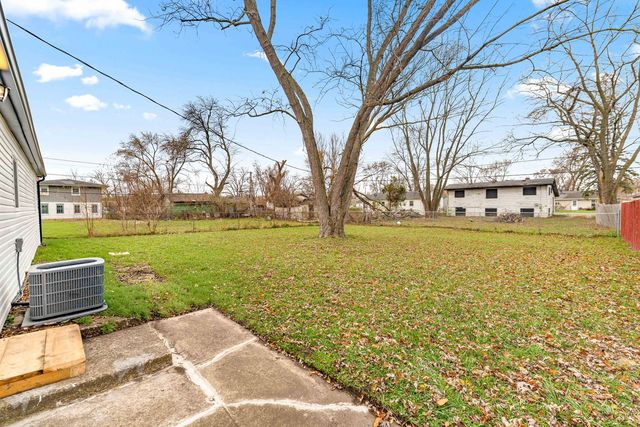 15422 Cherry Lane, Markham, IL 60428