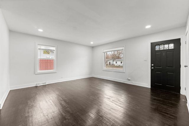 15422 Cherry Lane, Markham, IL 60428