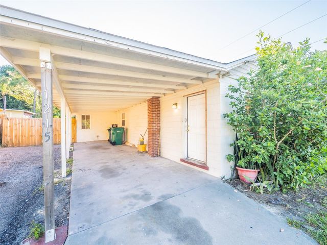 1215 MORIN STREET, Eustis, FL 32726