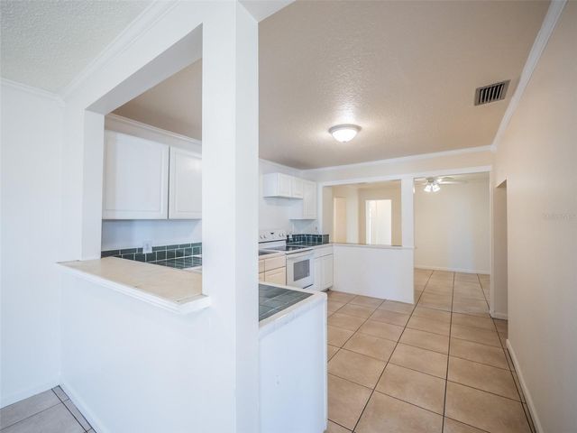 1215 MORIN STREET, Eustis, FL 32726
