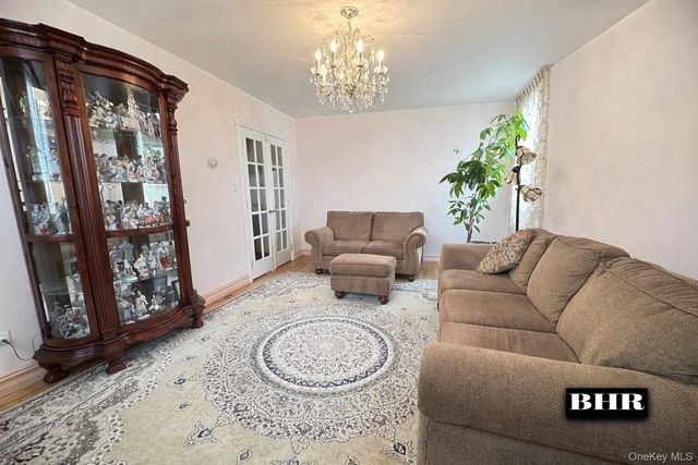 2048 E 58th Street 130F, Brooklyn, NY 11234