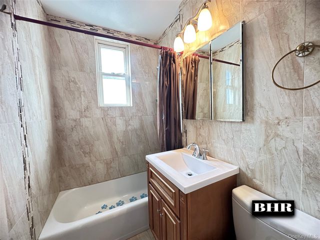 2048 E 58th Street 130F, Brooklyn, NY 11234