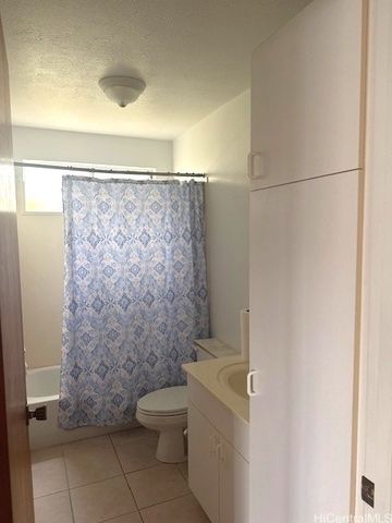 3330 Hinano Street A, Honolulu, HI 96815