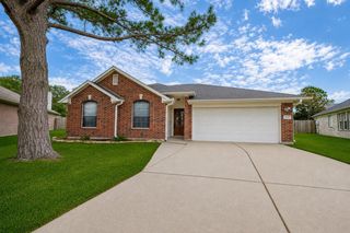 2802 Burgess Hill Court, Pearland, TX 77584