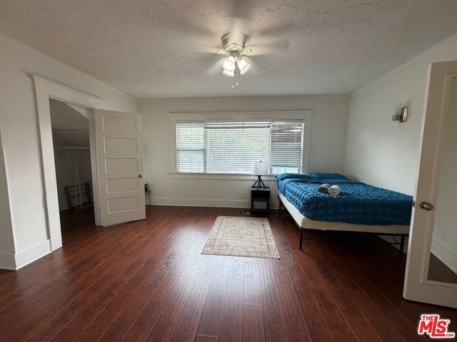 2240 Crenshaw Boulevard B, Los Angeles, CA 90016