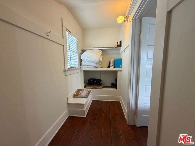 2240 Crenshaw Boulevard B, Los Angeles, CA 90016