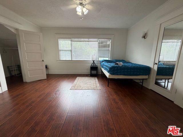 2240 Crenshaw Boulevard B, Los Angeles, CA 90016