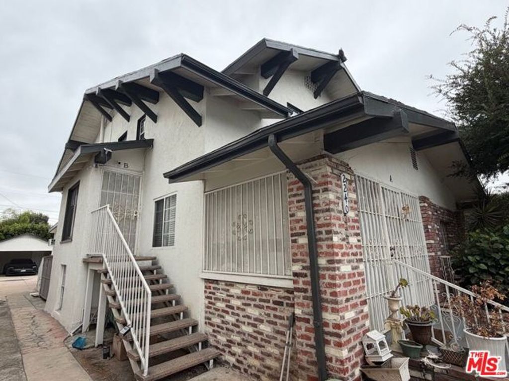 2240 Crenshaw Boulevard B, Los Angeles, CA 90016