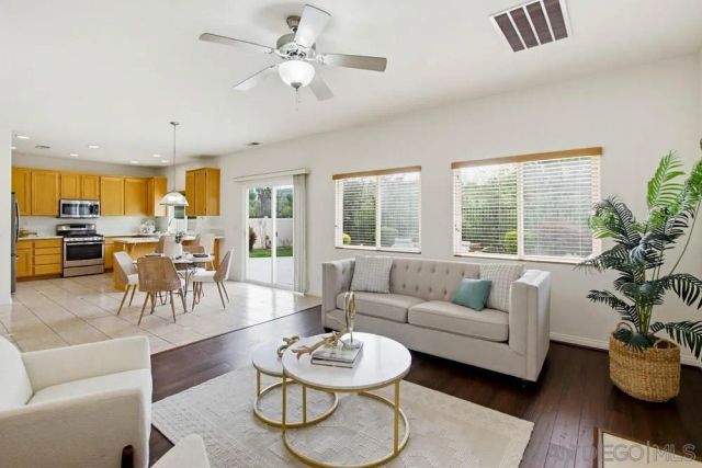 12701 Oak Knoll Rd, Poway, CA 92064