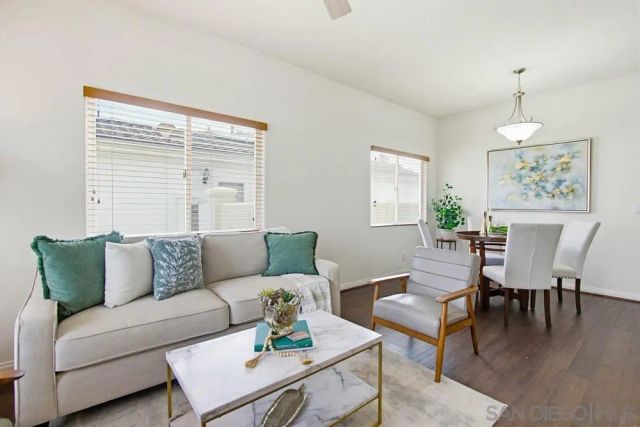 12701 Oak Knoll Rd, Poway, CA 92064